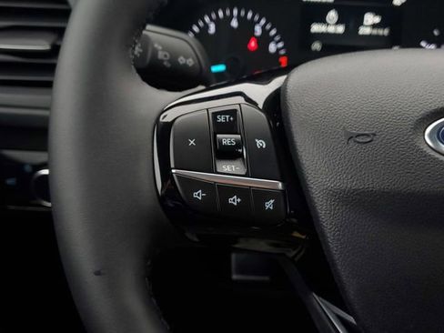 Certified 2022 Ford Escape SE w/ Convenience Package image 16