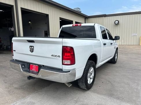 Used 2023 RAM 1500 Classic SLT w/ Electronics Group AWD/4WD image 3