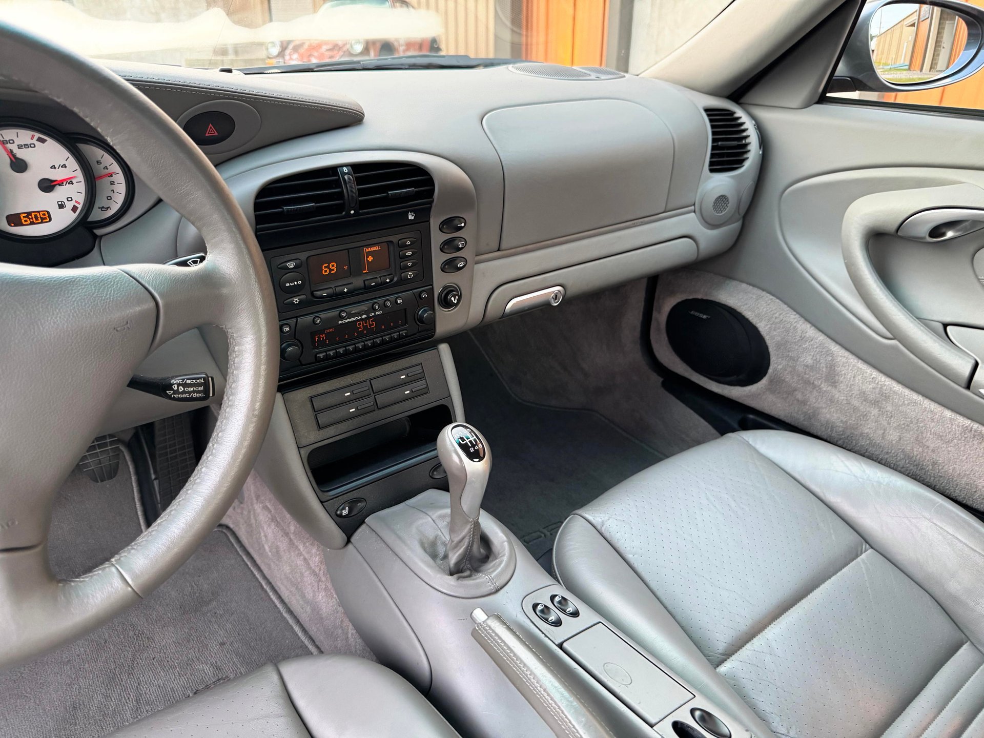 Used 2002 Porsche 911 GT3 RS image 23