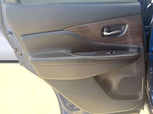 Used 2019 Nissan Murano Platinum FWD image 20