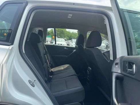 Used 2014 Volkswagen Tiguan S FWD image 8