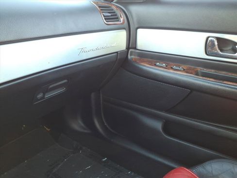 Used 2004 Ford Thunderbird Deluxe image 11