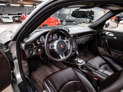 Used 2011 Porsche 911 Carrera S RWD image 6