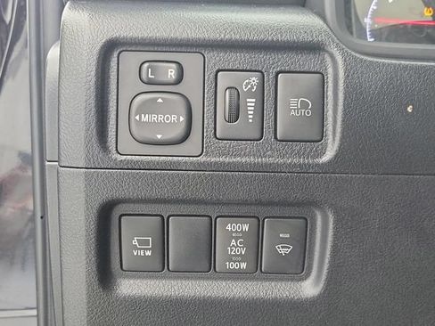 Used 2024 Toyota 4Runner SR5 Premium w/ Moonroof Package AWD/4WD image 30