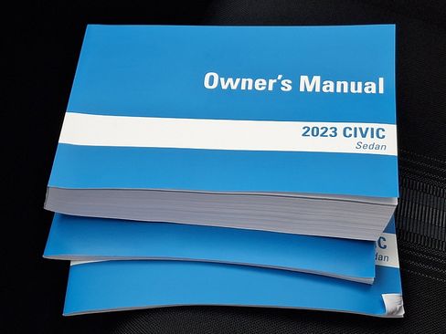 Used 2023 Honda Civic Sport image 25