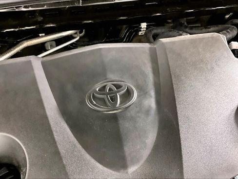 Used 2023 Toyota Camry LE FWD image 32