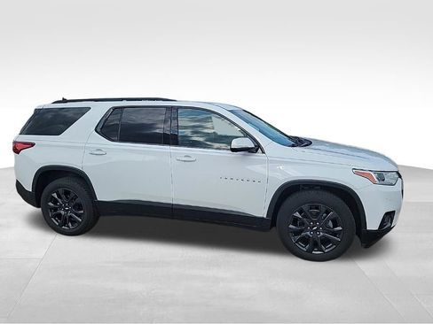 Certified 2020 Chevrolet Traverse RS w/ LPO, Floor Liner Package AWD/4WD image 3