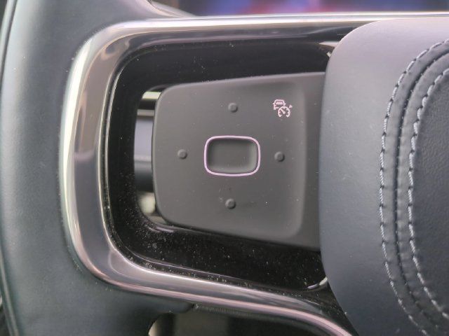 Used 2025 Lincoln Nautilus Reserve AWD/4WD image 16