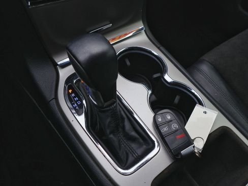 Used 2019 Jeep Grand Cherokee Altitude image 27