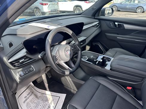 Used 2025 Buick Enclave Preferred image 15