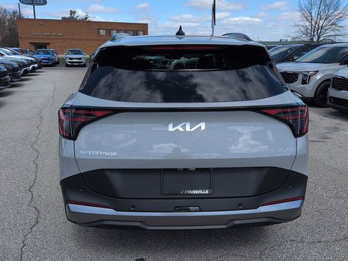 New 2026 Kia Sportage EX w/ EX Panorama Roof Package FWD image 6
