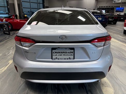 Used 2022 Toyota Corolla LE FWD image 28