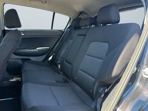 Used 2020 Kia Sportage LX AWD/4WD image 13