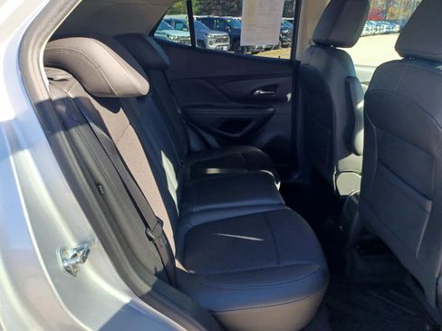 Used 2022 Buick Encore Preferred image 15