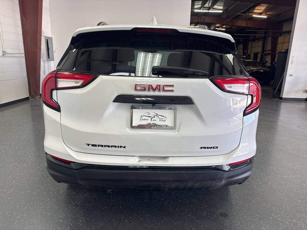 Used 2022 GMC Terrain SLE w/ Driver Convenience Package AWD/4WD image 5