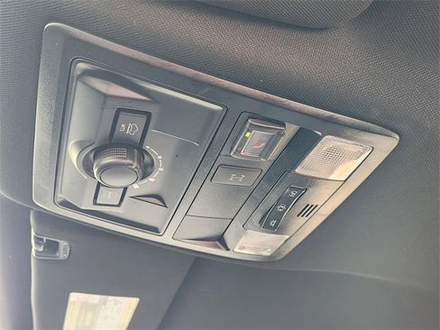 Used 2020 Toyota Tacoma TRD Off-Road image 25