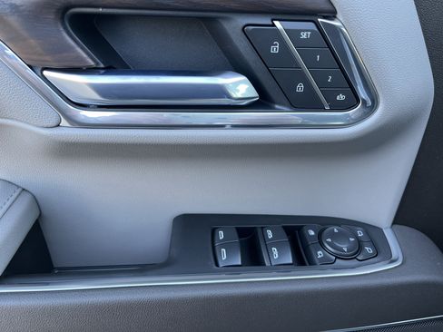 New 2026 GMC Sierra 1500 SLT w/ SLT Premium Package image 26