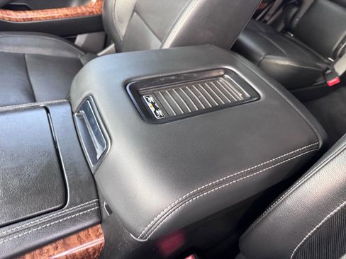 Used 2019 Chevrolet Tahoe Premier image 39