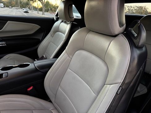 Used 2024 Ford Mustang Premium image 28