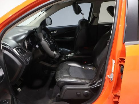 Used 2018 Dodge Journey Crossroad w/ Nav & Sun Group image 12