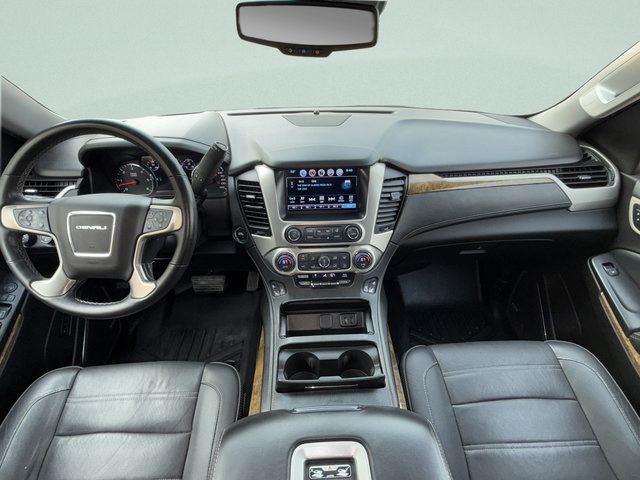 Used 2017 GMC Yukon XL Denali w/ Open Road Package AWD/4WD image 21