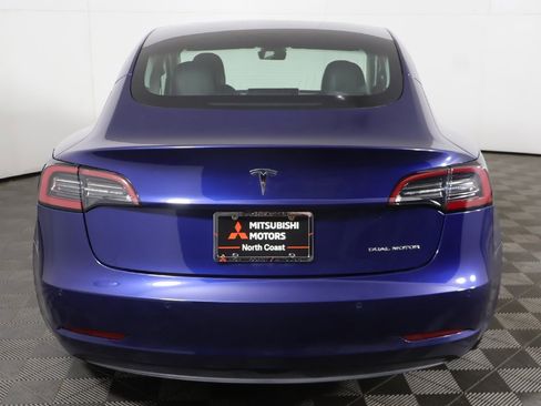 Used 2018 Tesla Model 3 Long Range image 11