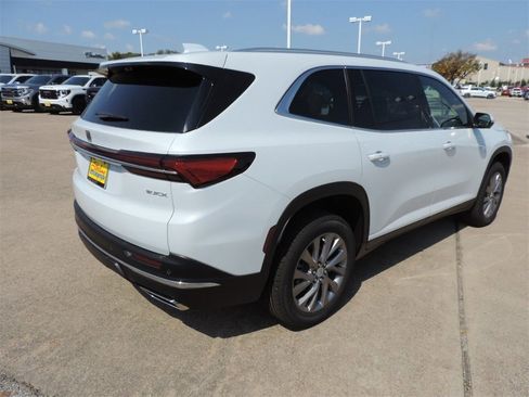 New 2026 Buick Enclave Preferred w/ Power Package image 5