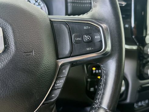 Used 2024 RAM 1500 Laramie AWD/4WD image 26