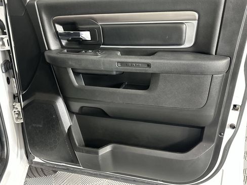 Used 2024 RAM 1500 Warlock AWD/4WD image 30