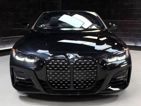 Used 2023 BMW 430i Convertible w/ M Sport Package image 7