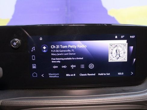 Used 2024 Buick Encore GX Sport Touring image 24