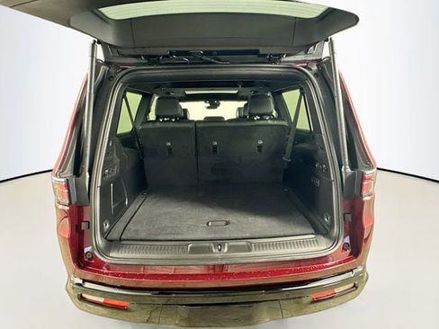 New 2025 Jeep Wagoneer L Series II AWD/4WD image 31