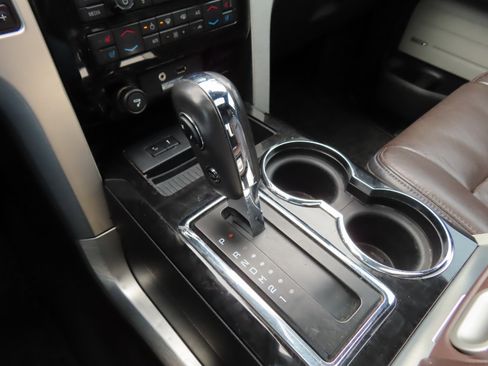 Used 2011 Ford F150 Platinum image 25