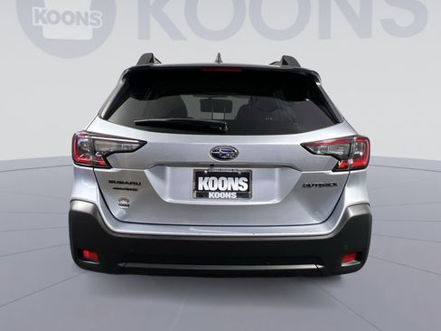 Used 2025 Subaru Outback Onyx Edition AWD/4WD image 10