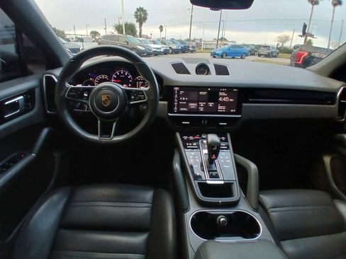 Used 2019 Porsche Cayenne image 26