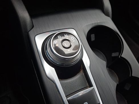 Used 2022 Ford Escape SE w/ SE Sport Appearance Package image 15