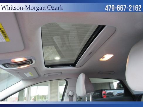 Used 2021 Hyundai Elantra Limited image 43