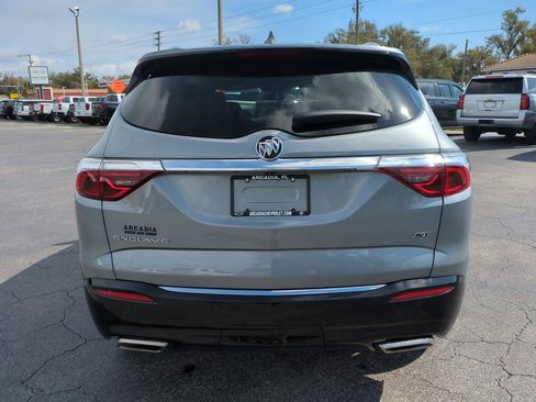 Used 2024 Buick Enclave Essence w/ Experience Buick Package FWD image 5