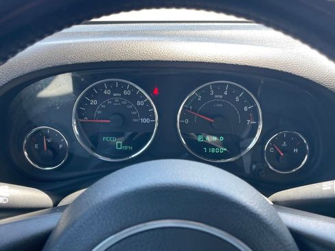 Used 2016 Jeep Wrangler Unlimited Sport w/ Quick Order Package 24S AWD/4WD image 19