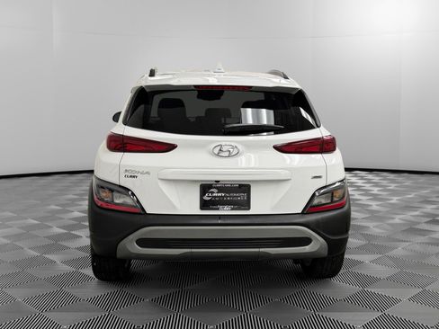 Used 2022 Hyundai Kona SEL w/ Convenience Package image 4