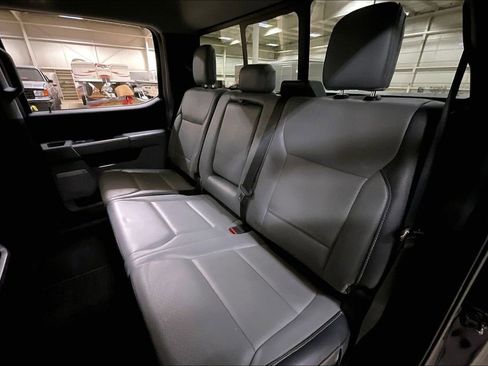 Certified 2021 Ford F150 Lariat w/ Equipment Group 502A High image 24