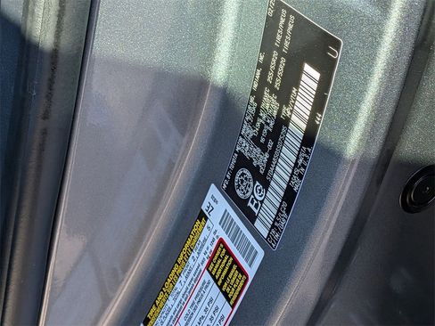 Used 2025 Toyota Grand Highlander AWD image 26