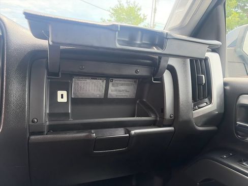 Used 2018 Chevrolet Silverado 1500 LT w/ All Star Edition AWD/4WD image 36