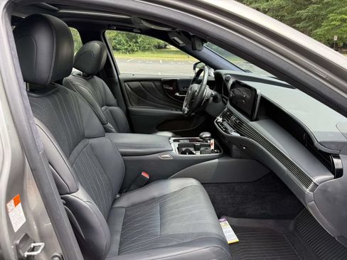 Used 2023 Lexus LS 500 AWD w/ Interior Upgrade Package image 14