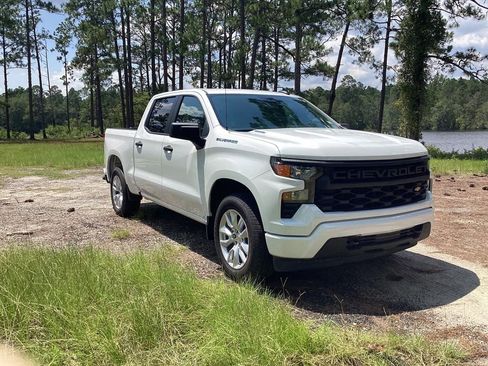 New 2025 Chevrolet Silverado 1500 Custom RWD image 3