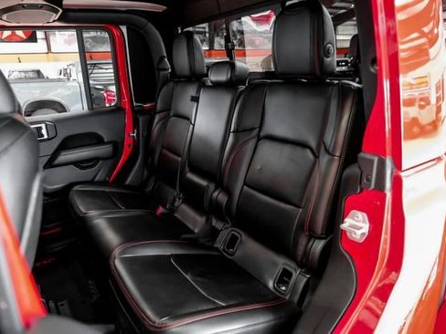 Used 2020 Jeep Gladiator Rubicon AWD/4WD image 43