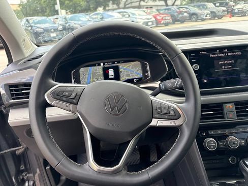 Used 2022 Volkswagen Taos SEL AWD/4WD image 12