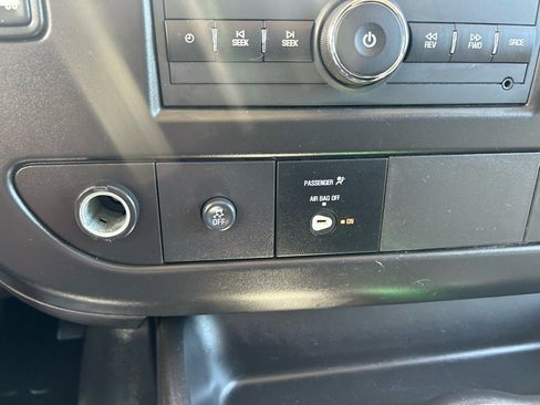 Used 2023 Chevrolet Express 2500 w/ Driver Convenience Package image 15