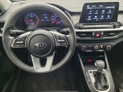 Used 2020 Kia Forte LXS FWD image 22