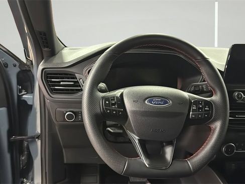 Used 2025 Ford Escape ST-Line image 34